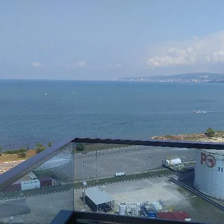 61 Park アパートホテル トラブゾン