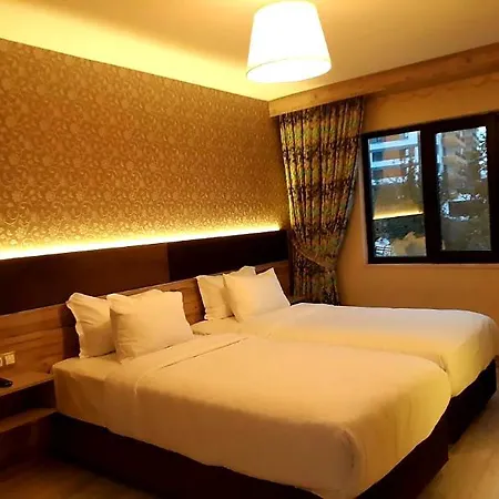 61 Park Aparthotel