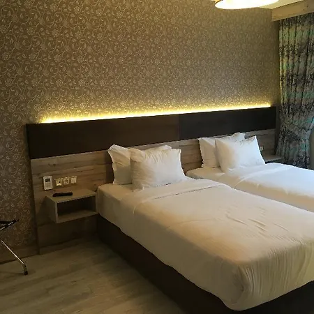 61 Park 5*